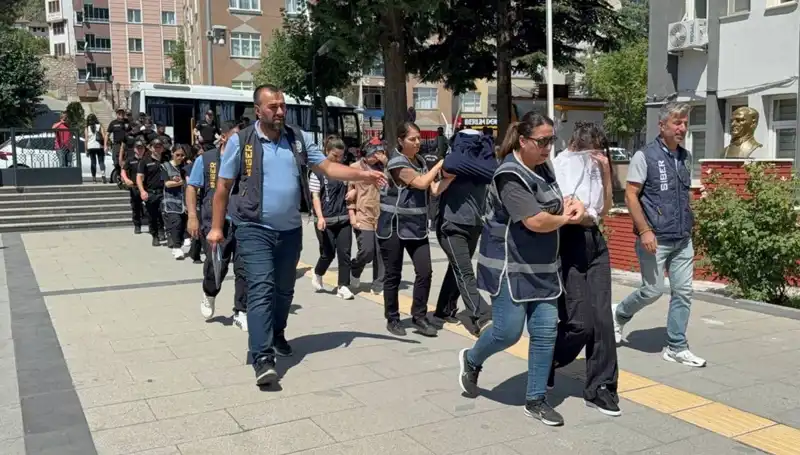 Türkiye’de Yasa Dışı Bahis Operasyonunda 21 Kişi Tutuklandı: Dikkat Çeken Detaylar