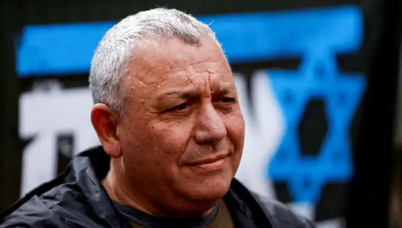 İsrail'de Siyasi Deprem: Gadi Eisenkot Beklenmedik Şekilde İstifa Etti