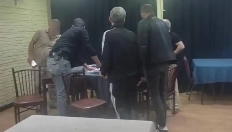 Kumar Oynarken Yakalanan Adamın Savunması Dikkat Çekti!