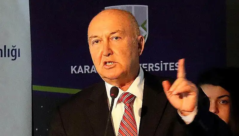 Ünlü Jeolog Prof. Dr. Övgün Ahmet Ercan, Beyin Kanaması Tehlikesi Geçirdi