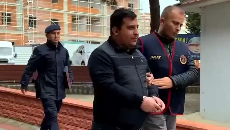 410 Ayrı Suçtan Aranan Zanlı, Polisi Şaşkına Çeviren Yakalanışıyla Gündeme Oturdu