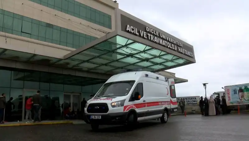 Kuzenini ve Oğlunu Silahla Vurarak Dehşet Saçtı: 1 Ölü, 1 Ağır Yaralı