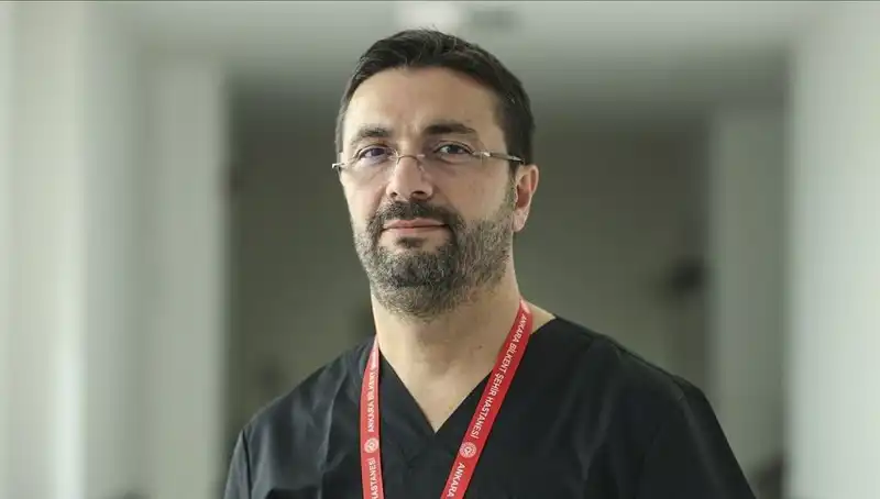 Prof. Dr. Serkan Topaloğlu: Bilim Dünyasının Işığı ve Eğitimin Öncü İsimlerinden Biri