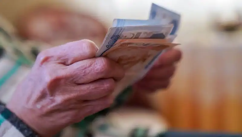 Emekli Bayram İkramiyeleri Ne Zaman Yatacak? Cevap Bakanlıktan Bekleniyor!