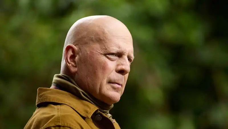 Bruce Willis'in Sırrı: Afazi Hastalığının Belirtileri ve Hayata Etkileri