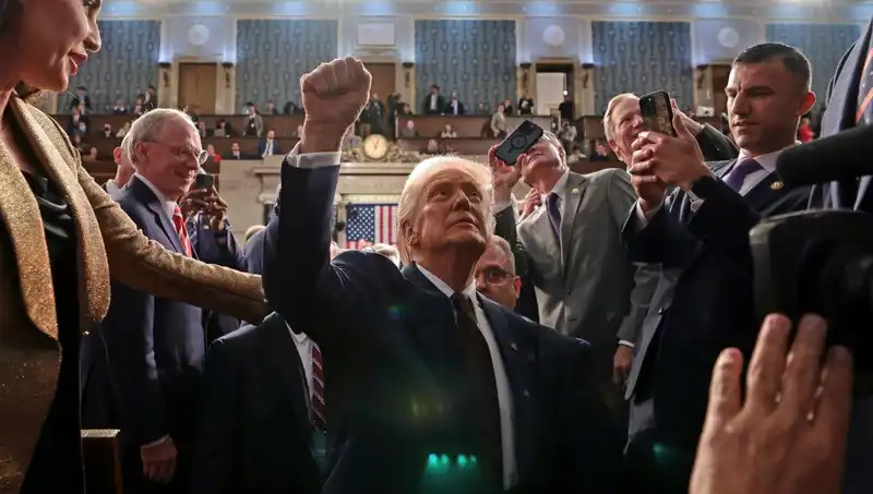 Başkentte Evsiz Krizi: Trump’tan Belediye Başkanına Acil Çözüm Çağrısı!