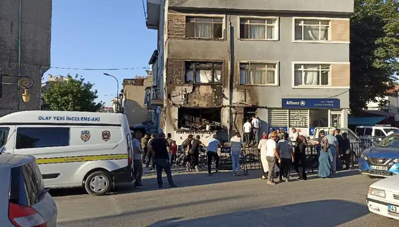 Tüp Bayisinde Meydana Gelen Patlama ile Üzgün Haber: Ölü Sayısı İkiye Yükseldi
