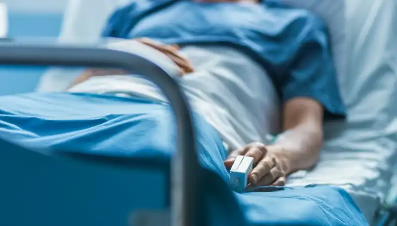 Mide Ağrısıyla Doktora Gitti, Sonuçları Herkesi Şaşırttı: Hayat Kurtaran Uyarılar!
