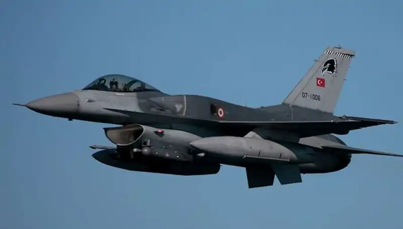 Türk Jetleri Hakkında DMM’den Şaşırtıcı Açıklama!