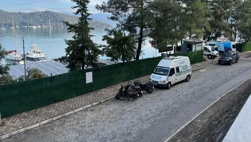 Fethiye'de Düzensiz Göçmen Kaza Yaptı: Hayat Kurtarma Mücadelesi Devam Ediyor