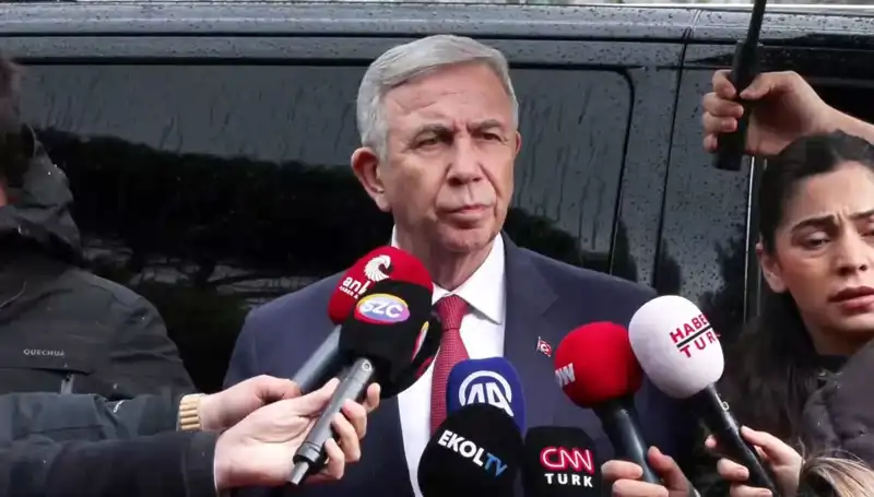 Mansur Yavaş'tan Dilek İmamoğlu'na Destek Ziyareti: "Hukuk, Güvencemiz Olmalı"