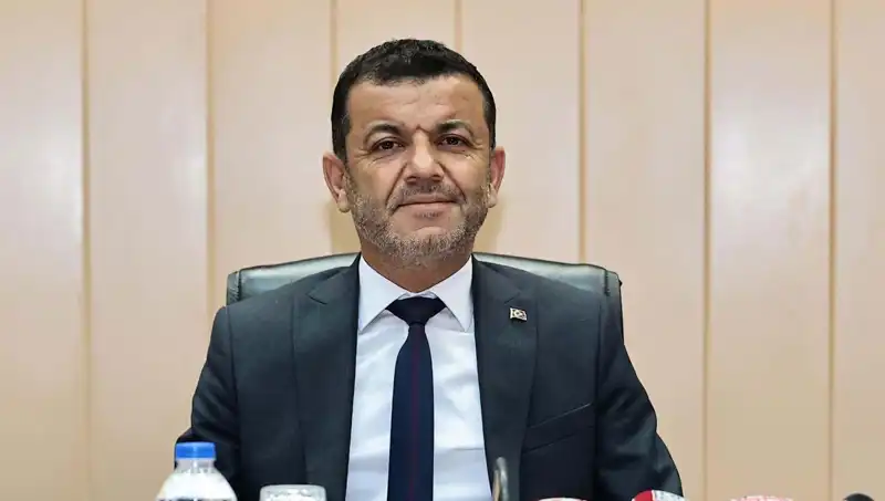 Bülent Nuri Çavuşoğlu: CHP Kurultayı Divan Başkanının İlginç Hayatı ve Kariyeri