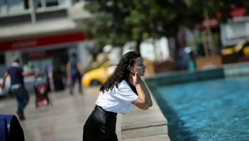 Cizre'de Hava Sıcaklıkları Tırmanıyor: 49.1 Derece Rekoru Kırıldı!