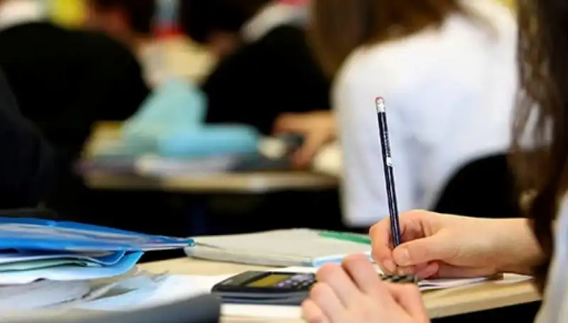 Üniversite Kontenjanlarında Dikkat Çeken Düşüş: Nedenleri ve Geleceği