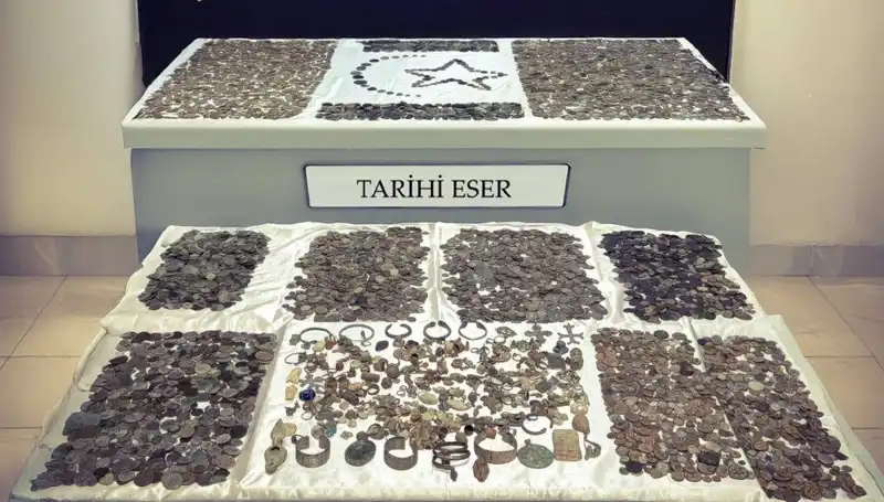 Sınırda Hızla Yakalanan 12.770 Tarihi Eser: Nereden Geldi ve Nereye Gidecekti?