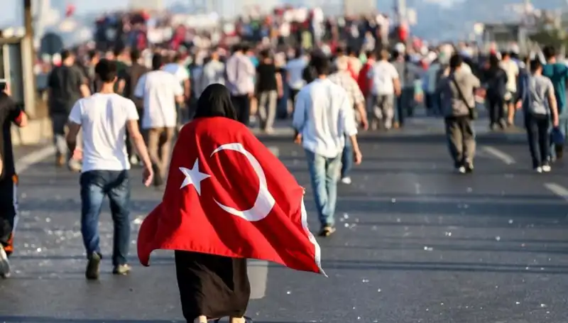 Kabineden 15 Temmuz Mesajları: Demokrasi ve Birlik Vurgusu