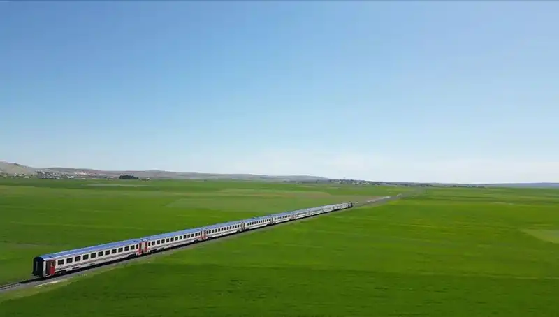 Diyarbakır Ekspresi: Malatya'nın İlk Durağıyla Seyahat Keyfi Başlıyor!