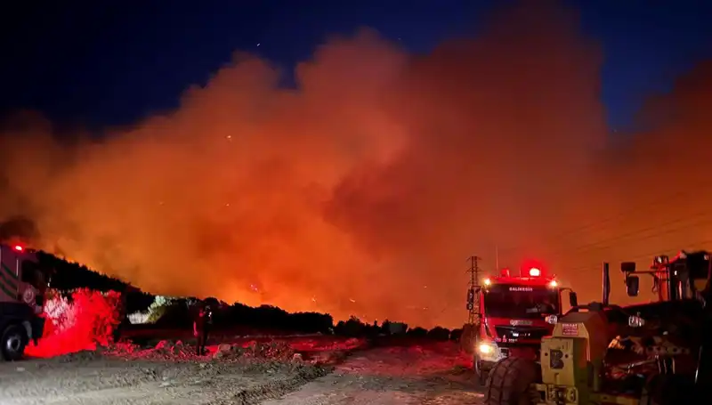 Alevler Rüzgara Rağmen 29 Saat Sonra Kontrol Altına Alındı