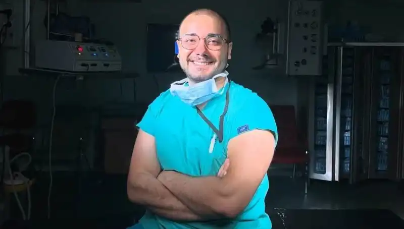 Niğde Hastanesinde Bıçaklı Saldırı: Doktorun Korku Dolu Anları