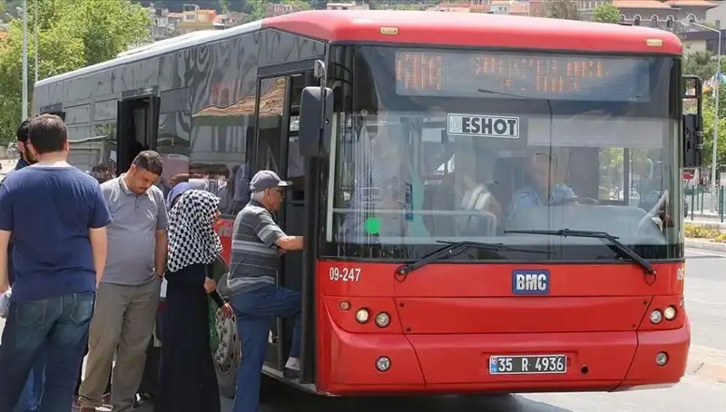 İzmir’de Öğrenci İndirimleri İçin O Sınır 30 Yaş Olacak!