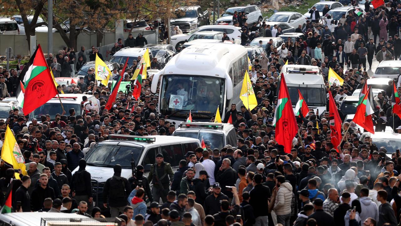 Hamas İsrail ile Esir Takası Gerçekleştirdi