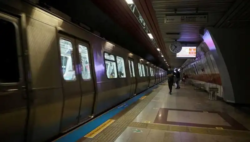 Taksim ve Şişhane İstasyonları: Metro İstanbul'da Yeni Dönem Başladı!