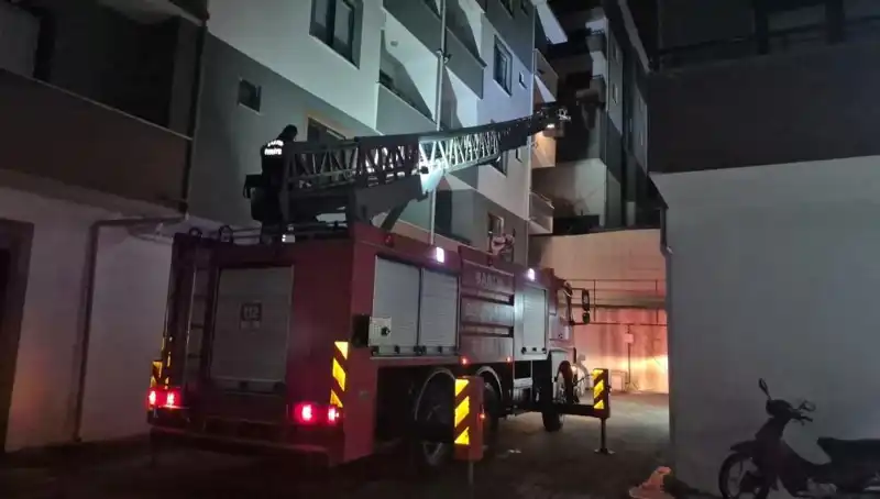 Uyuyakalan Çocuk Mahallede Şoke Eden Olayı Başlattı