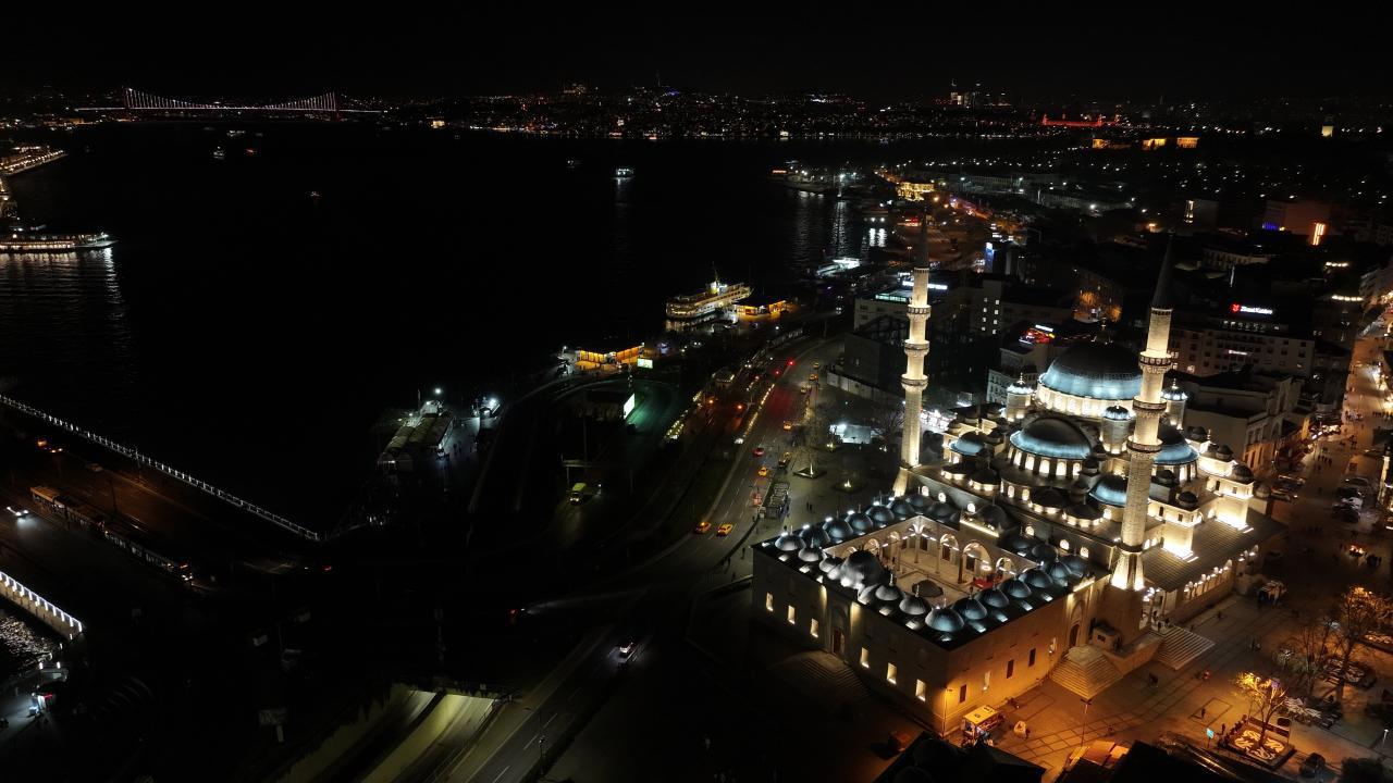 Miraç Kandili'nde Müslümanlar dualarını edecek