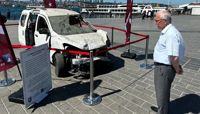 15 Temmuz Darbe Girişimi: Tankların Ezdiği Otomobillerin Sergisi Başlıyor