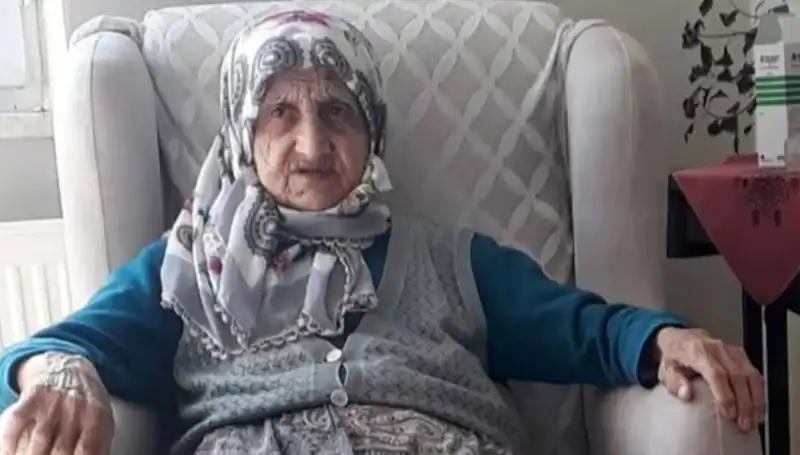 Acı Kaza: Otomobilin Çarptığı Yaşlı Kadın Hayatını Kaybetti