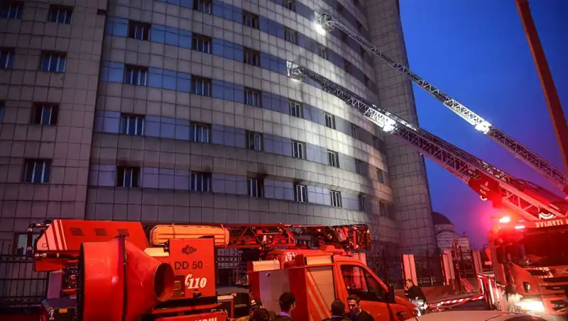Yüksek Katlı Binalarda Yaşayanlar İçin Hayati Uyarı: İtfaiyecilerden Tehdit İle İlgili Önemli Bilgilendirme