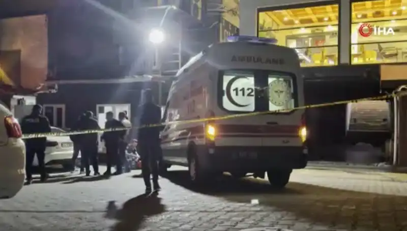 Gece Kulübü Önünde Alacak Verecek Cinayeti: Şok Edici Olayın Ardında Ne Var?