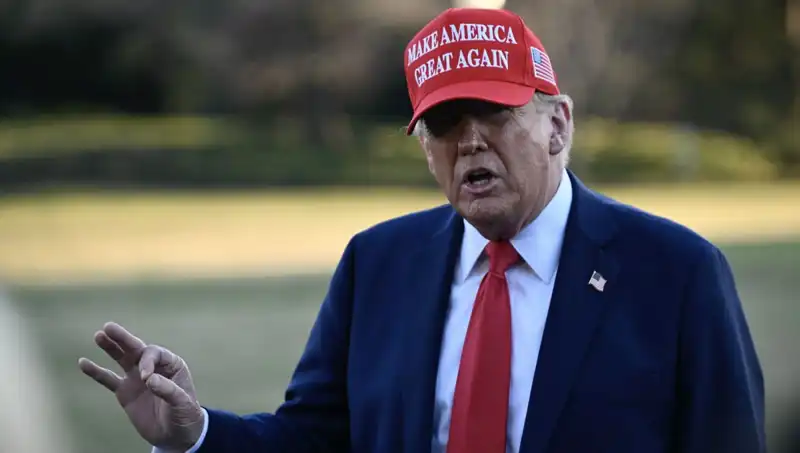 Trump Kendini Övüyor: "Ukrayna Savaşı'ndan Koruyan Benim"
