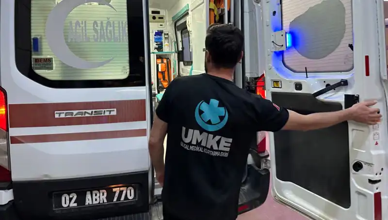 Eteği Tekere Dolanan Kadın Bisiklet Kazasında Devrildi: Anlık Gerilim!