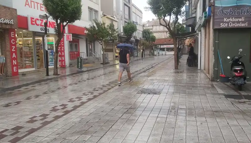 Kırklareli'de Sağanak Yağışları Hayatı Olumsuz Etkiledi: Detaylar ve Son Gelişmeler