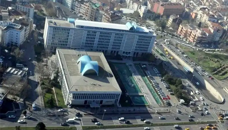 İBB Soruşturmasında Enderun WhatsApp Grubunun Mesajları Mercek Altında