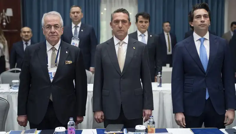 Fenerbahçe'de Imza Sayısı Şok Edici Bir Şekilde Arttı!