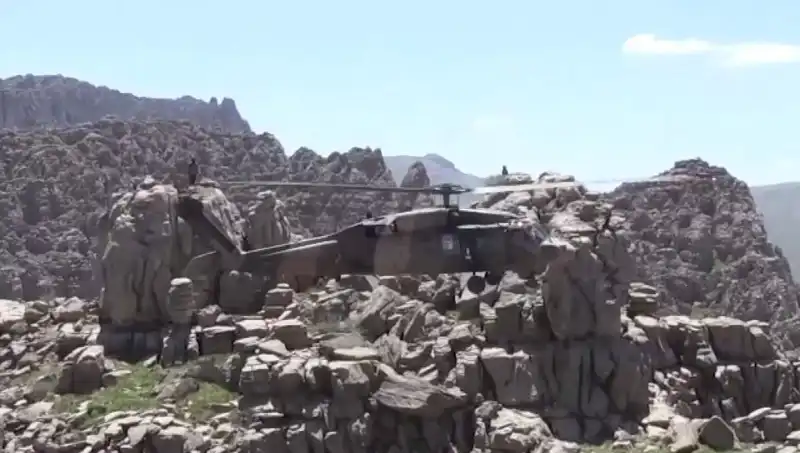PKK'nın Silah Bırakma Süreci: Dönüm Noktası mı?