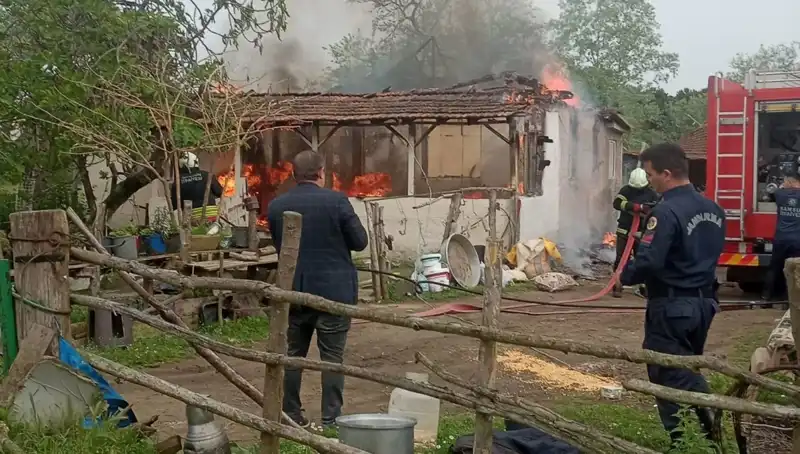 Elektrik Kontağından Yangın: Eviniz İçin Alınması Gereken Önlemler