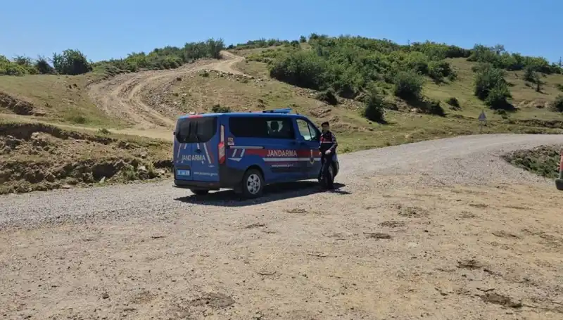 Huzur Bozan Olay: Firari Şahıs Jandarma ile Çatışmaya Girdi
