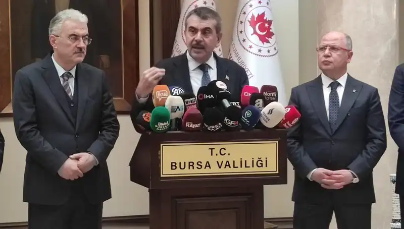 Bakan Tekin, Protestolara Katılan Çalışanlar İçin Yaptırım Uygulamalarını Duyurdu