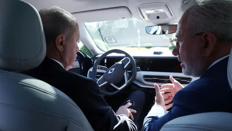 Cumhurbaşkanı Erdoğan Togg'un Yeni Modelini Tanıttı: Yerli Araç Hakkında Bilmeniz Gerekenler