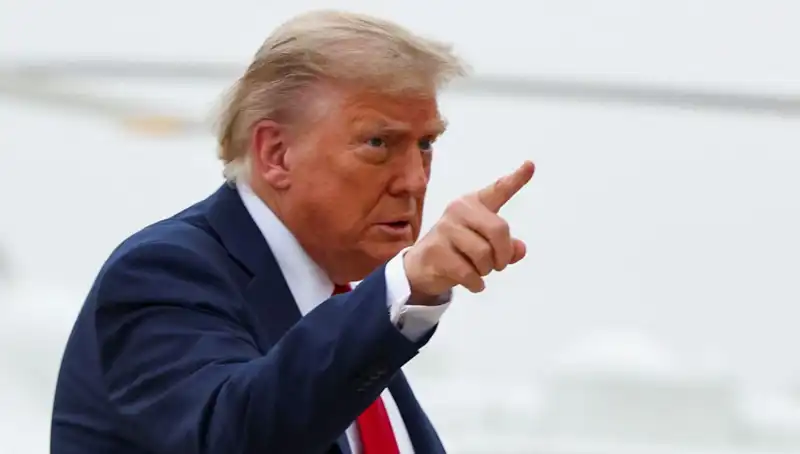 Trump Yönetimi, 36 Ülkeye Seyahat Yasağı Getirme Hazırlığında mı?