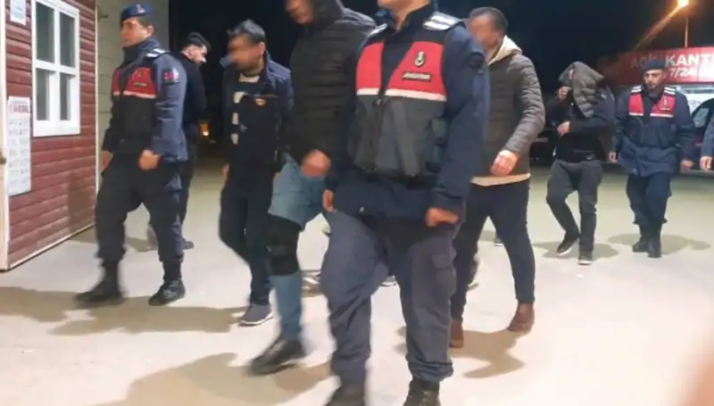 Bağ Evinde Tehlikeli Uyuşturucu Partisi: Polisi Şaşırttı!
