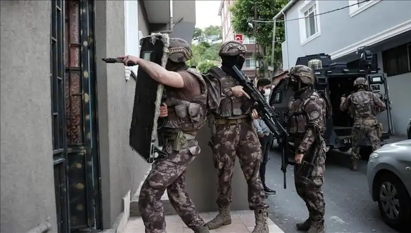 İstanbul'da DAEŞ'e Yönelik Flaş Operasyon: 20 Gözaltı