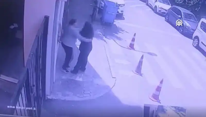 İstanbul’da Liseli Öğrencilerin Tuvaletindeki Korkunç Olay: Detaylar Netleşiyor