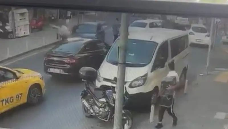 Fren Yerine Gaza Bastı: Şehirde Sıcak Anlar ve Büyük Kaos!