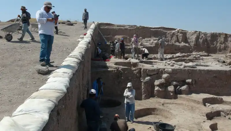 Oylum Höyük'teki Kazı Çalışmaları: Sıcak Havaya Rağmen Eşsiz Keşifler Devam Ediyor